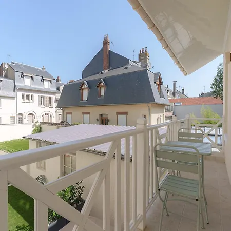 Appartamento Charming With Balcony Heart Of Deauville